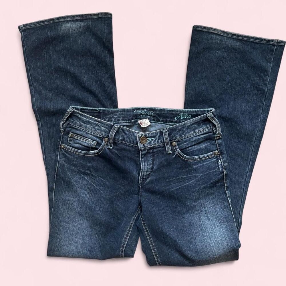 Silver-jeans-co Women's Navy and Blue Jeans